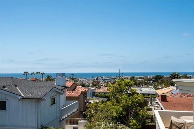 938 Duncan Avenue, Manhattan Beach, California 90266, 5 Bedrooms Bedrooms, ,5 BathroomsBathrooms,Residential,Sold,Duncan,SB21045437