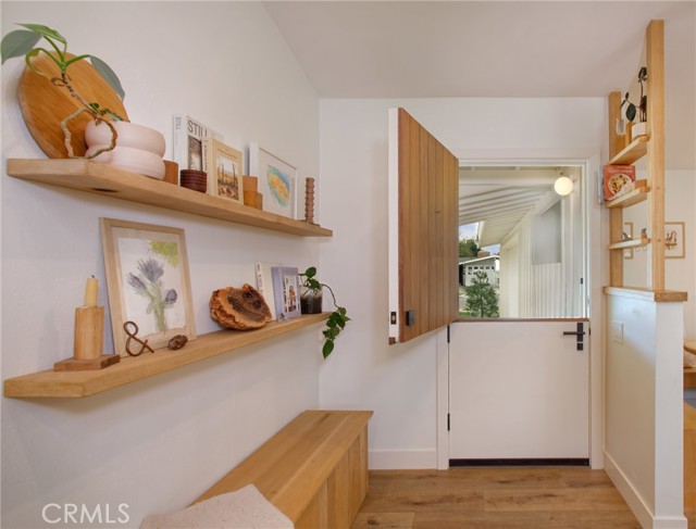 305 Bowling Green Drive, Costa Mesa CA: https://media.crmls.org/medias/445356d2-0a23-4d1c-aa7a-9c0b2bfd64a0.jpg