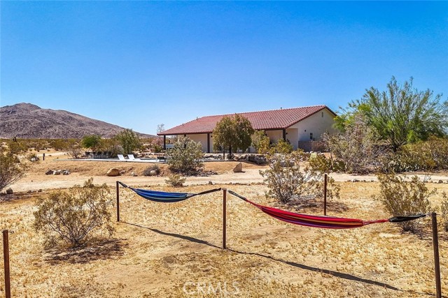 Detail Gallery Image 4 of 37 For 62401 Sunflower Rd, Joshua Tree,  CA 92252 - 5 Beds | 4 Baths