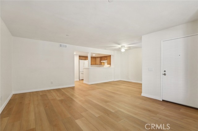 Detail Gallery Image 5 of 32 For 300 E Chestnut #H-202,  Santa Ana,  CA 92701 - 2 Beds | 2 Baths