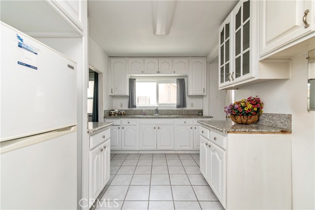 329 N Bushnell Avenue, Alhambra CA: https://media.crmls.org/medias/4453ff63-28c5-49b9-b289-a7b695babfd1.jpg