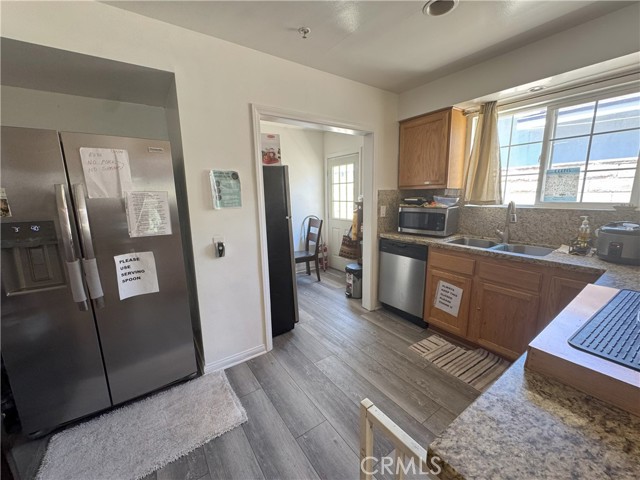 Detail Gallery Image 3 of 16 For 10204 Gerald Ave, North Hills,  CA 91343 - – Beds | – Baths