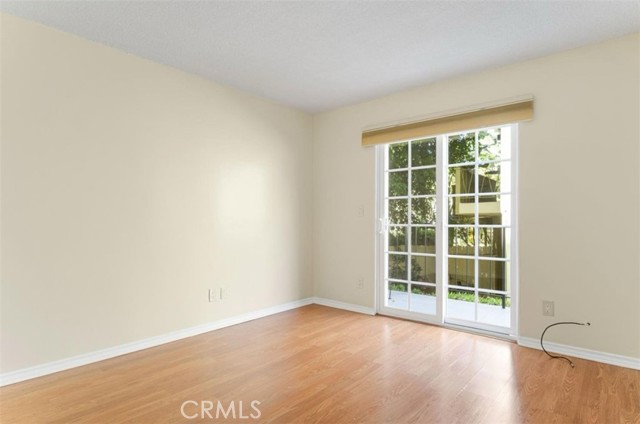 1127 10th Street, Santa Monica CA: https://media.crmls.org/medias/4455ce6c-bb0f-44da-8f53-e6f8f6060529.jpg