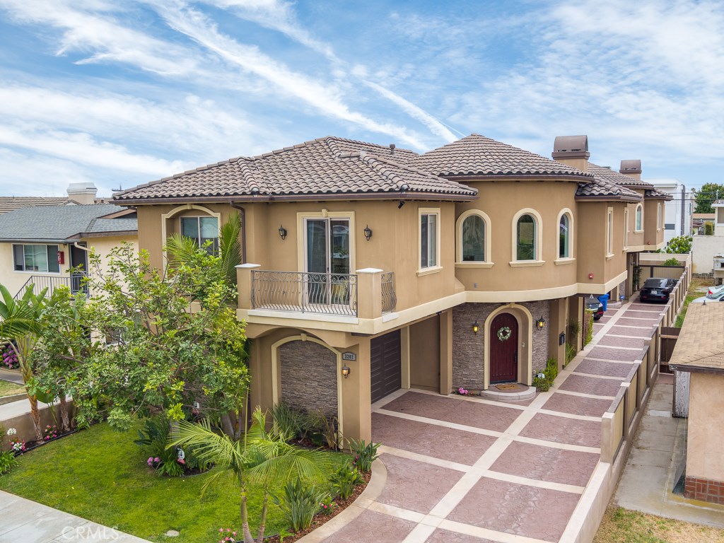 2202 Voorhees Avenue A, Redondo Beach, CA 90278