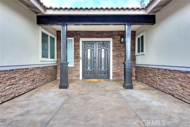 Detail Gallery Image 3 of 56 For 4069 Mockingbird Ln, Banning,  CA 92220 - 3 Beds | 2 Baths