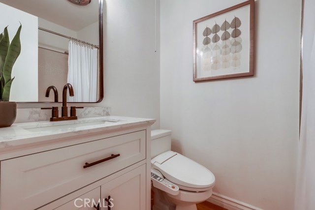 Detail Gallery Image 20 of 66 For 26832 Avenue of the Oaks #D,  Newhall,  CA 91321 - 2 Beds | 2 Baths