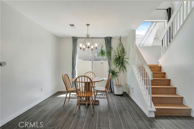 20009 Tanager Court, Canyon Country CA: https://media.crmls.org/medias/4456ee19-62aa-4d59-af28-fb8697aa226b.jpg