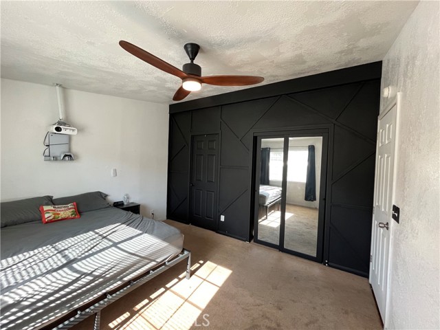 20683 Waalew Road, Apple Valley CA: https://media.crmls.org/medias/445700d3-502e-4fc0-af1d-494f79f429c8.jpg