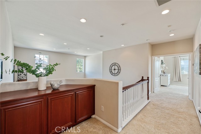 Detail Gallery Image 12 of 34 For 1524 Larsen Ln, Placentia,  CA 92870 - 6 Beds | 4 Baths
