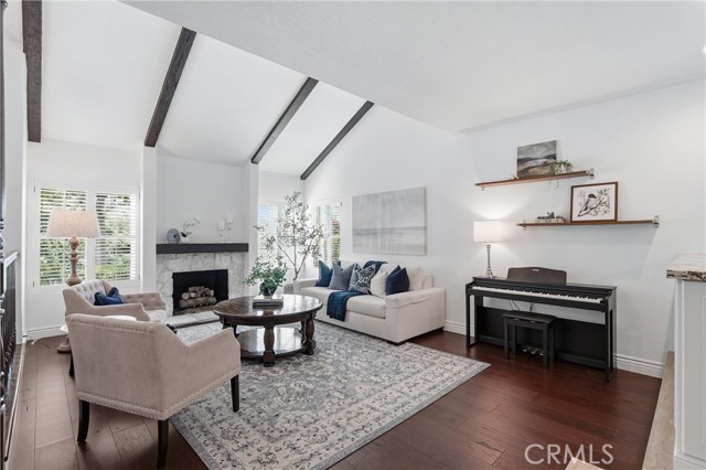 Detail Gallery Image 5 of 56 For 6305 E Rocking Horse, Orange,  CA 92869 - 4 Beds | 2/1 Baths