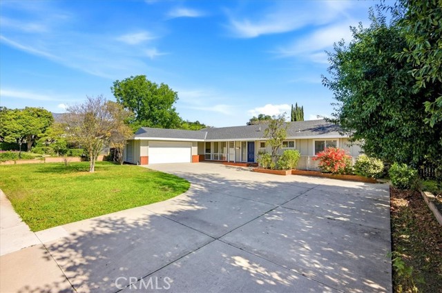 Detail Gallery Image 2 of 64 For 1458 N Mountain, Claremont,  CA 91711 - 4 Beds | 3 Baths