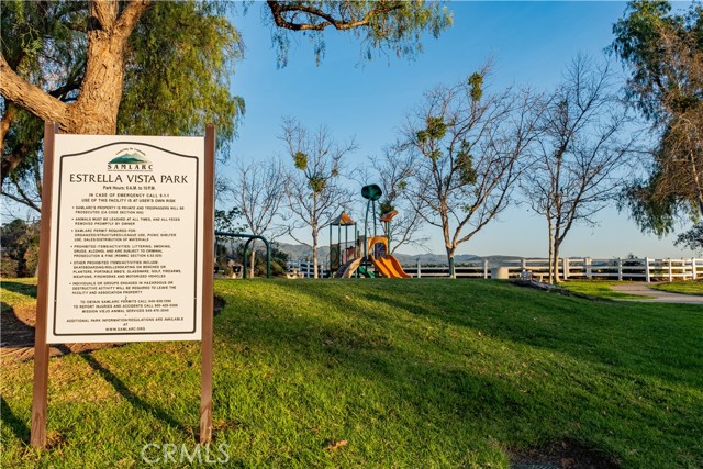 Detail Gallery Image 23 of 24 For 29 Plushstone, Rancho Santa Margarita,  CA 92688 - 3 Beds | 2/1 Baths