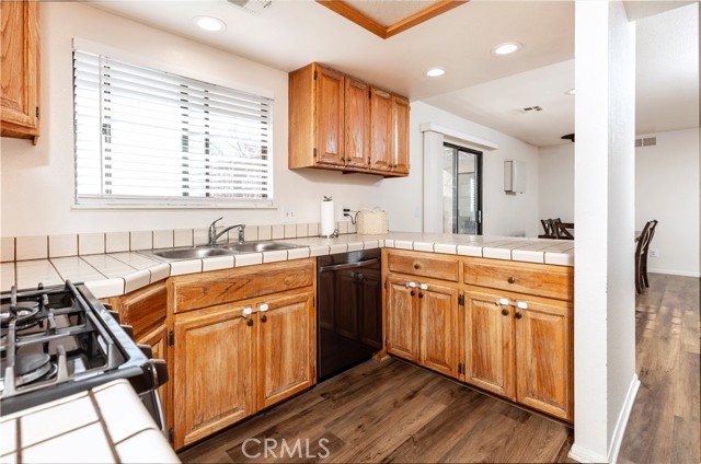 Detail Gallery Image 11 of 30 For 5732 Charan Rd, Rosamond,  CA 93560 - 3 Beds | 2 Baths