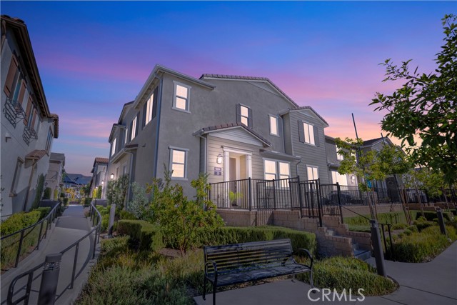 Front Image Thumbnail for CRIG25246556