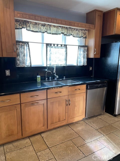 Detail Gallery Image 14 of 32 For 803 N Glendale Ave, Glendale,  CA 91206 - 4 Beds | 2 Baths