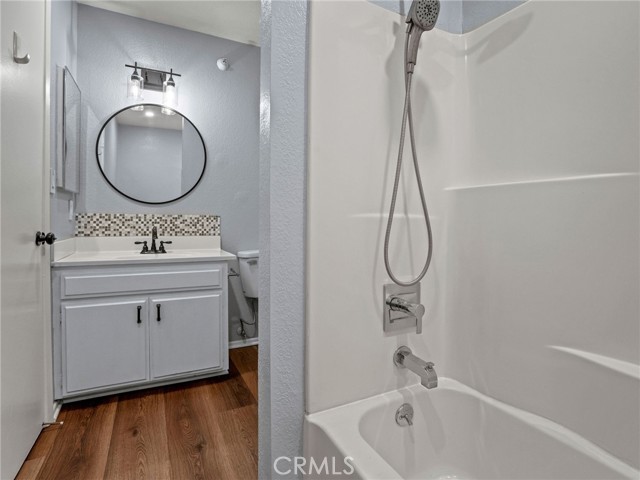 Detail Gallery Image 13 of 17 For 14405 Cerise Ave #29,  Hawthorne,  CA 90250 - 2 Beds | 2 Baths