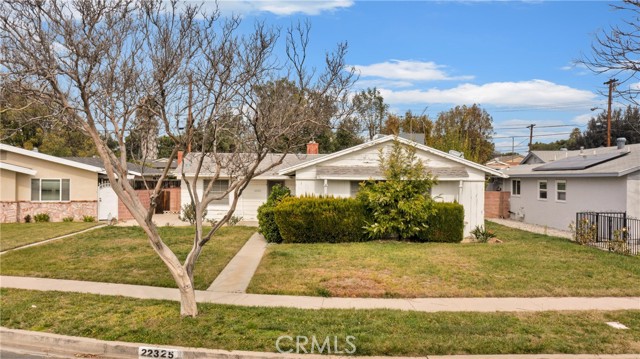 Detail Gallery Image 1 of 1 For 22325 Covello St, Canoga Park,  CA 91303 - 3 Beds | 2 Baths