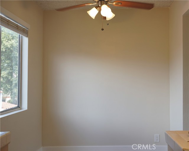 Detail Gallery Image 4 of 11 For 1035 S Alma St #4,  San Pedro,  CA 90731 - 1 Beds | 1 Baths