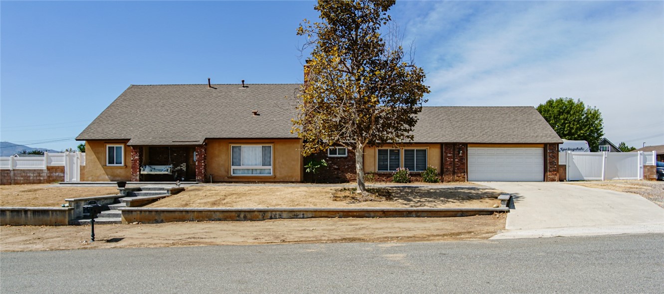 Image 2 for 2220 Indian Horse Dr, Norco, CA 92860