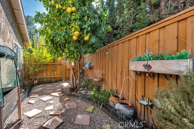 Detail Gallery Image 23 of 24 For 453 Moondance St, Thousand Oaks,  CA 91360 - 4 Beds | 2/1 Baths