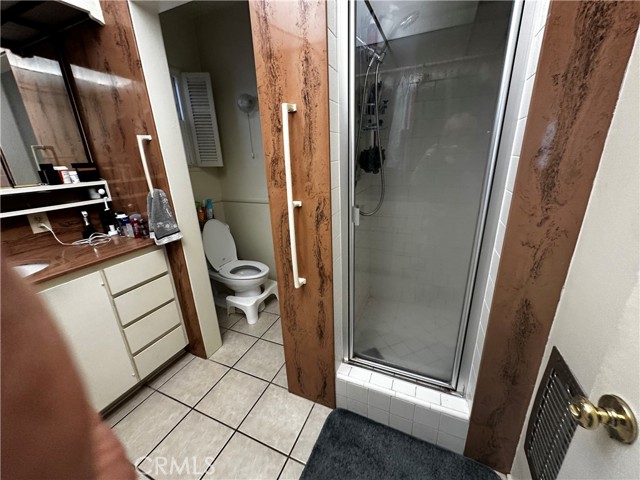 Detail Gallery Image 8 of 16 For 2504 Alma Ave, Manhattan Beach,  CA 90266 - 2 Beds | 1/1 Baths