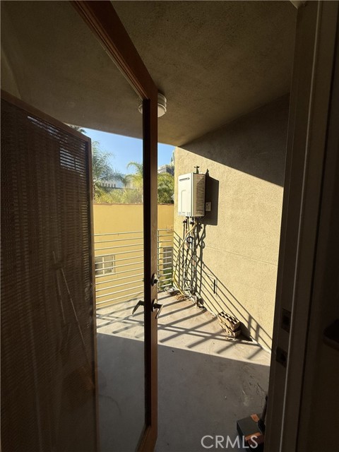 Detail Gallery Image 18 of 25 For 2864 Sunset #205,  Los Angeles,  CA 90005 - 2 Beds | 2/1 Baths