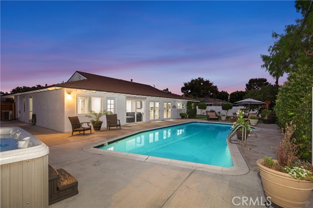 Detail Gallery Image 32 of 33 For 1072 Charwood Ln, North Tustin,  CA 92705 - 4 Beds | 2/2 Baths