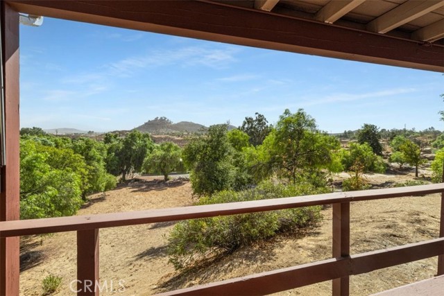 Detail Gallery Image 5 of 55 For 29070 Lee Ln, Murrieta,  CA 92563 - 3 Beds | 2 Baths