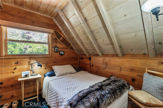Detail Gallery Image 17 of 31 For 28810 Cedar Dr, Lake Arrowhead,  CA 92352 - 3 Beds | 2 Baths