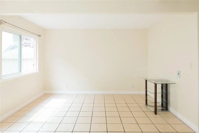 Detail Gallery Image 16 of 39 For 11115 Slater a,  Fountain Valley,  CA 92708 - 3 Beds | 2/1 Baths