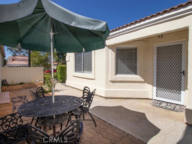 Detail Gallery Image 8 of 39 For 40380 via Francisco, Murrieta,  CA 92562 - 2 Beds | 2 Baths