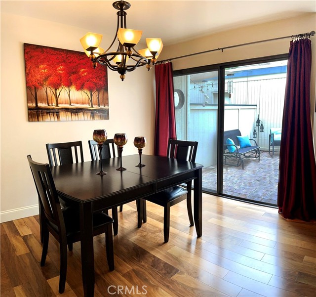 10435 Newhome Avenue, 3 photo 6