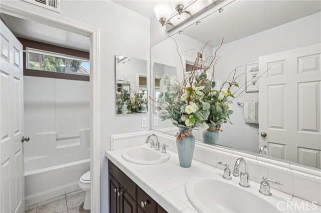 7919 Spring Hill Street, Chino CA: https://media.crmls.org/medias/446130ae-e9ba-40b7-b7da-d844171ea899.jpg