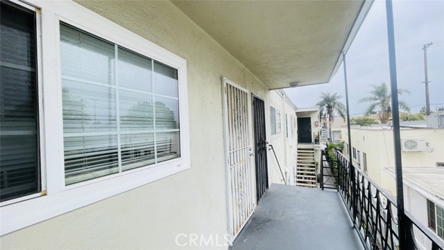 Detail Gallery Image 8 of 75 For 1083 Gaviota Ave, Long Beach,  CA 90813 - – Beds | – Baths