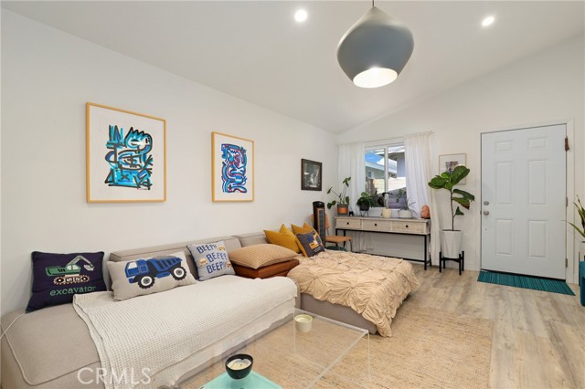2704 Gates Avenue, Redondo Beach, California 90278, ,Residential Income,Sold,Gates,SB22164603