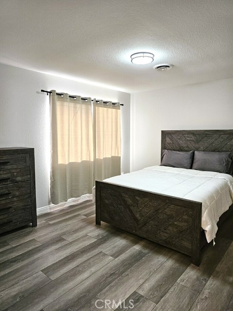 Detail Gallery Image 11 of 14 For 185 N Meridian St, Hemet,  CA 92544 - 2 Beds | 2 Baths