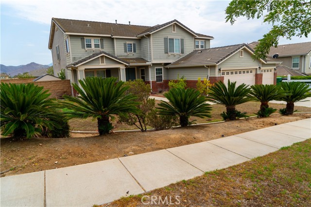 Detail Gallery Image 1 of 1 For 2420 Lenai Cir, Corona,  CA 92879 - 4 Beds | 2 Baths