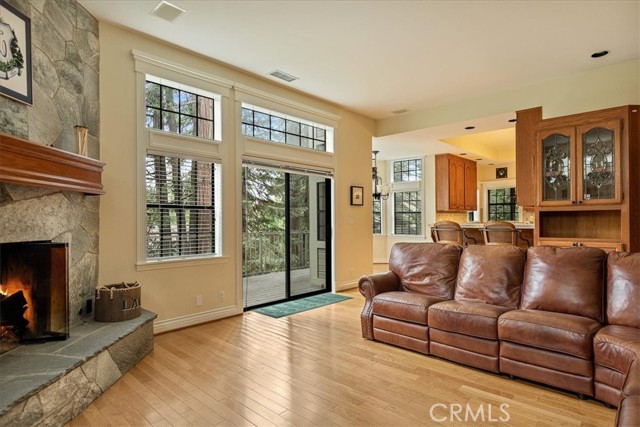 Detail Gallery Image 25 of 74 For 490 Bay View Ct, Lake Arrowhead,  CA 92352 - 5 Beds | 6/1 Baths