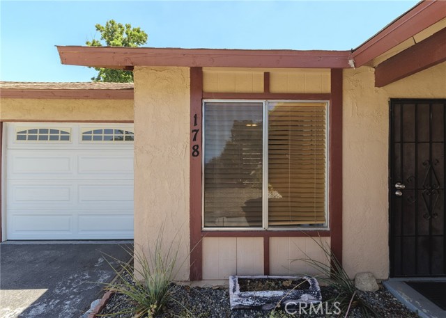 178 Janan Court, Banning CA: https://media.crmls.org/medias/4463184c-2998-4221-8f31-17a7f5c65c56.jpg