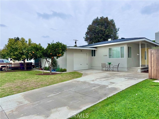 3308 Faust Avenue, Long Beach CA: https://media.crmls.org/medias/44643ce2-8aaa-4d97-b91d-91e3311718fa.jpg