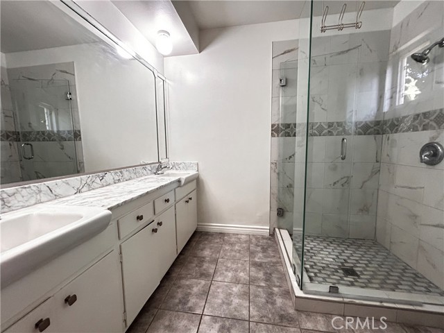 Detail Gallery Image 18 of 26 For 8927 Gloria Ave, North Hills,  CA 91343 - 3 Beds | 2 Baths