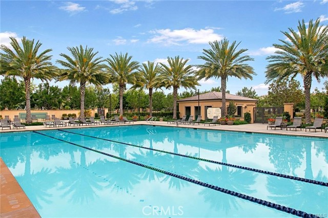 38 Larkfield, Irvine CA: https://media.crmls.org/medias/44647e57-4b6b-4769-a73c-07d8b356eafa.jpg