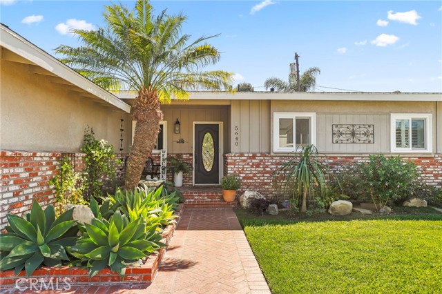 Detail Gallery Image 2 of 35 For 5640 E Deborah, Long Beach,  CA 90815 - 2 Beds | 2 Baths