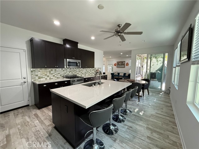 Detail Gallery Image 1 of 34 For 2633 Clarion Ln, Costa Mesa,  CA 92626 - 4 Beds | 3 Baths