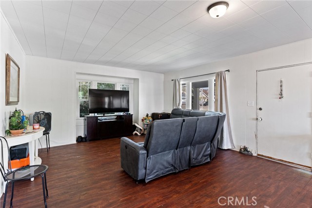919 Washburn Avenue, Corona, CA, 92882 919 Washburn Avenue, Corona, CA, 92882