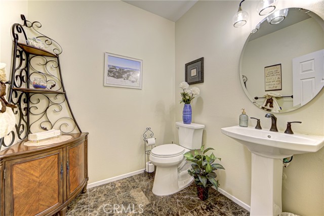 Detail Gallery Image 23 of 47 For 32185 Bandelier, Winchester,  CA 92596 - 4 Beds | 3/1 Baths
