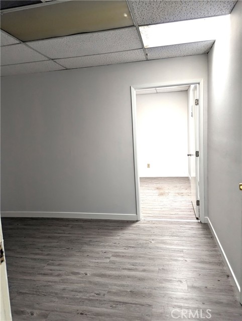 Detail Gallery Image 8 of 18 For 8254 Sharuzi Ln, Northridge,  CA 91325 - 3 Beds | 2/1 Baths