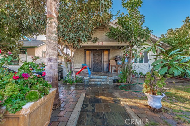 Detail Gallery Image 1 of 1 For 628 E 55th St, Los Angeles,  CA 90011 - 4 Beds | 2 Baths