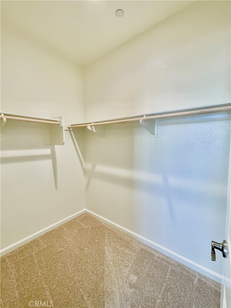 https://media.crmls.org/medias/44668ec4-9574-4cab-9ade-ef4faac1891b.jpg?preset=X-Large