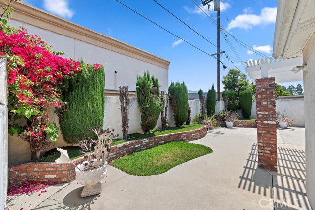 1825 Leola Street, Lomita CA: https://media.crmls.org/medias/4467bc8b-2ac0-4d4b-a2e4-bde01d264c65.jpg